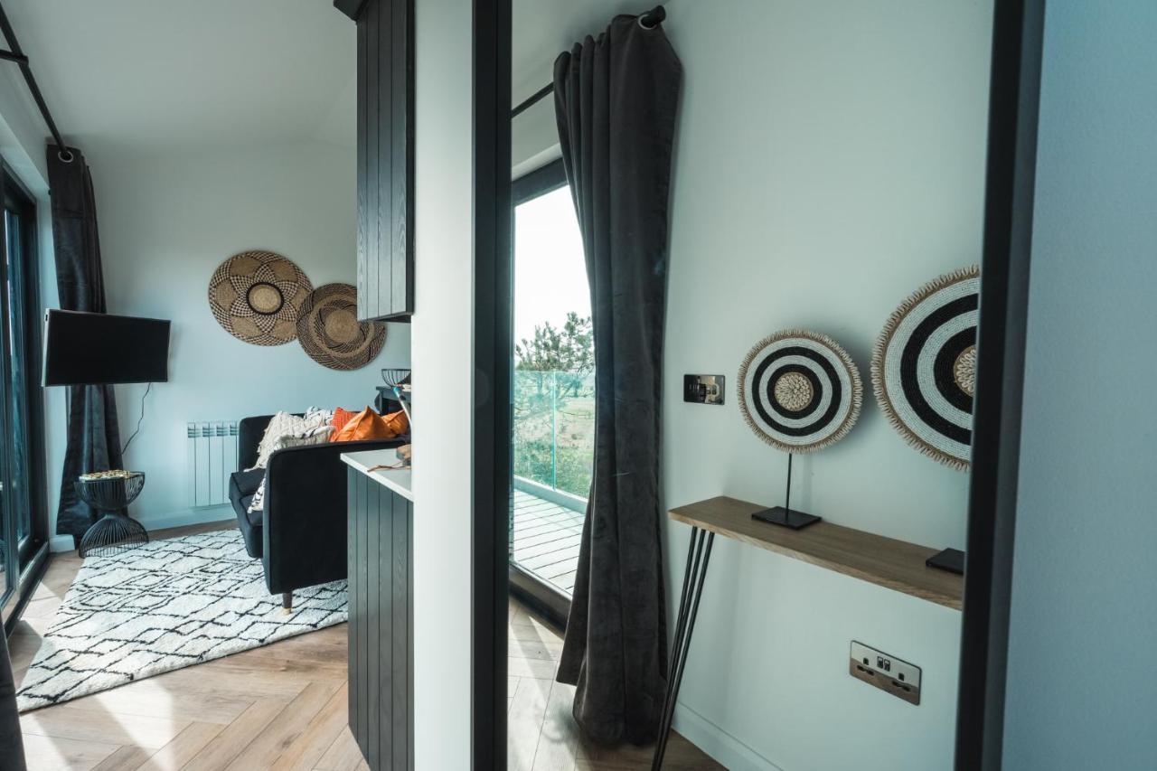 Apartamento Priory Bay Escapes - Visum Tenby Exterior foto